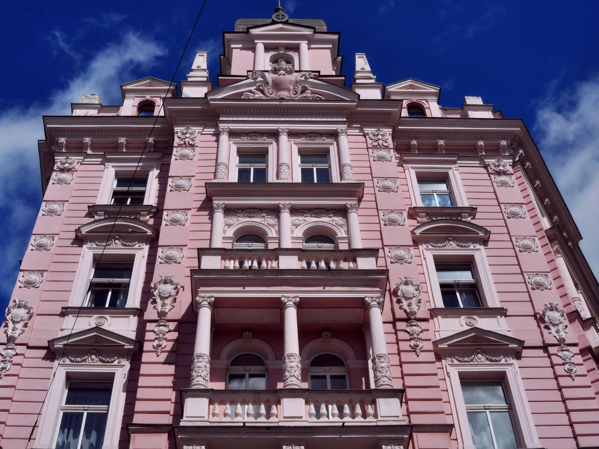 Hotel Opera