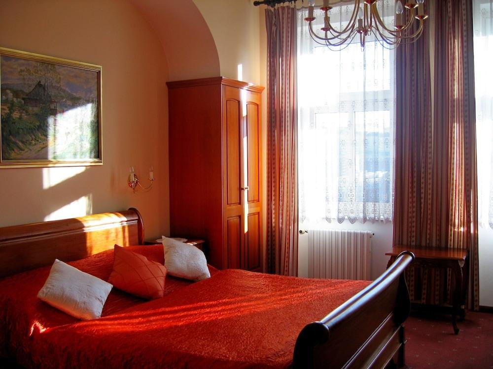 Opera 4* Prag