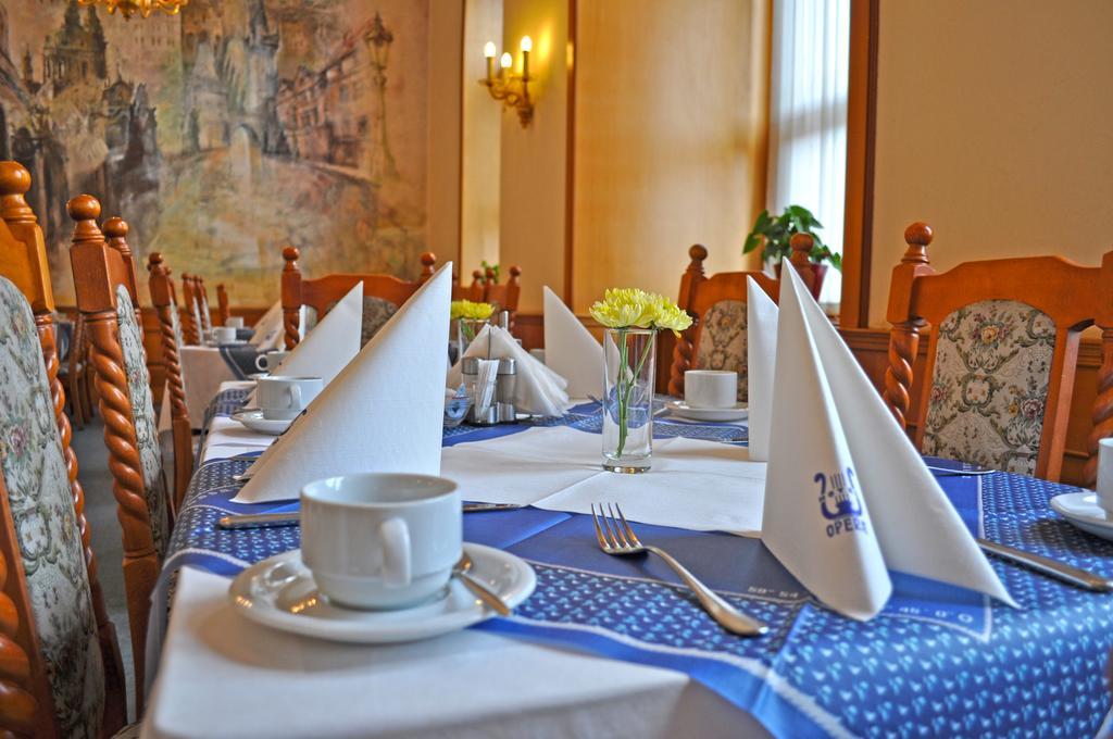 Opera 4* Prag